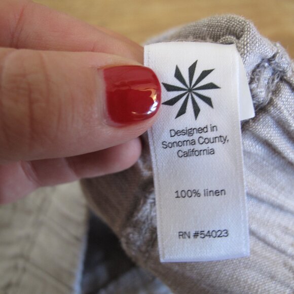 ATHLETA 6 Flint 100% Linen Shorts - Picture 2 of 7